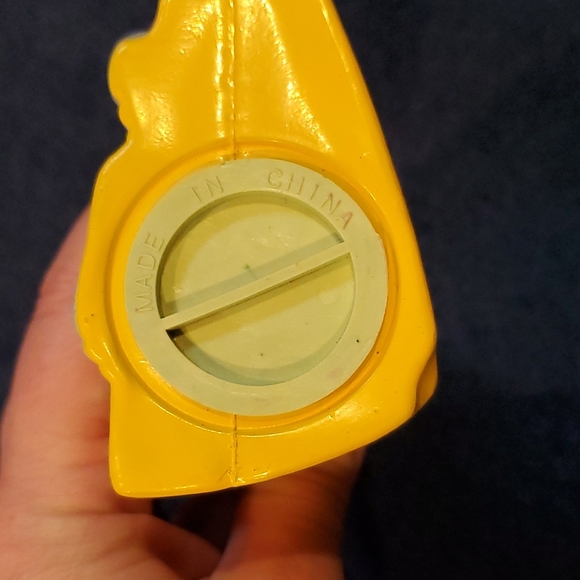 Vintage chicken cheese piggy bank - Picture 4 of 4